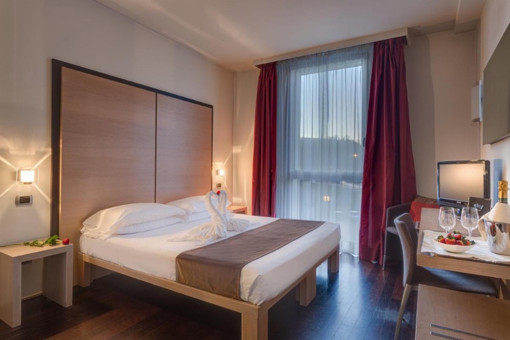 Room image 2